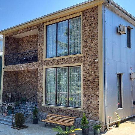 Guesthouse Gocha Beridze Batumi Exterior photo